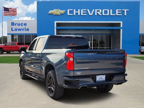 Used 2024 Chevrolet Silverado 1500 RST w/ Z71 Off-Road Package AWD/4WD image 4