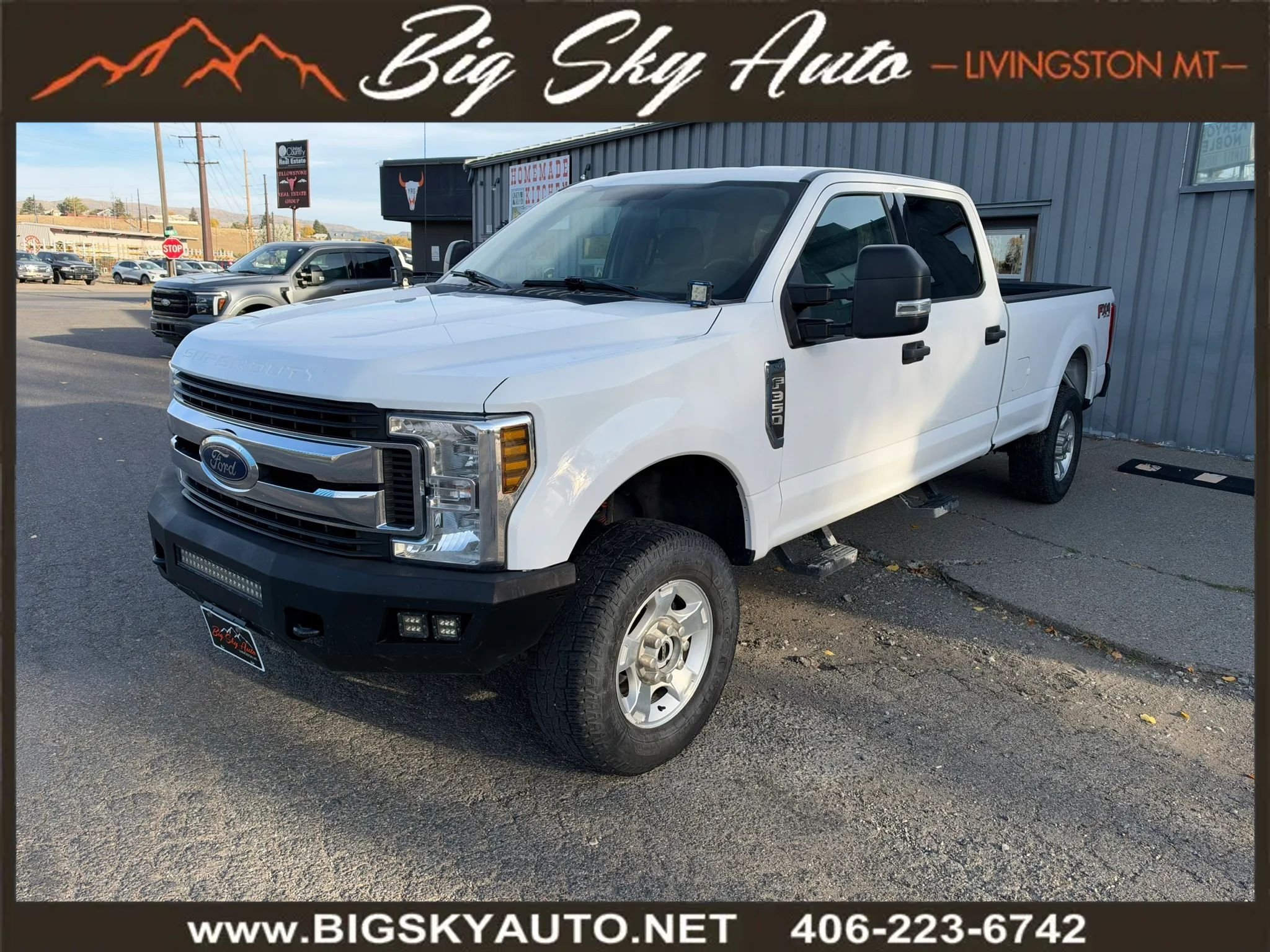 Used 2019 Ford F350 XLT w/ XLT Value Package AWD/4WD image 3