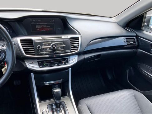 Used 2015 Honda Accord Sport image 7
