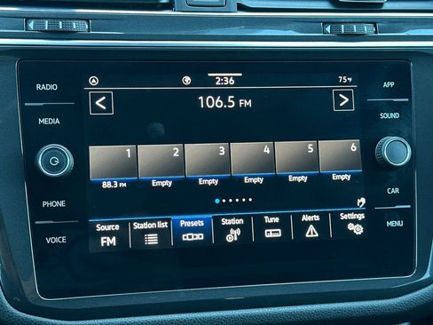 Certified 2023 Volkswagen Tiguan SE image 19