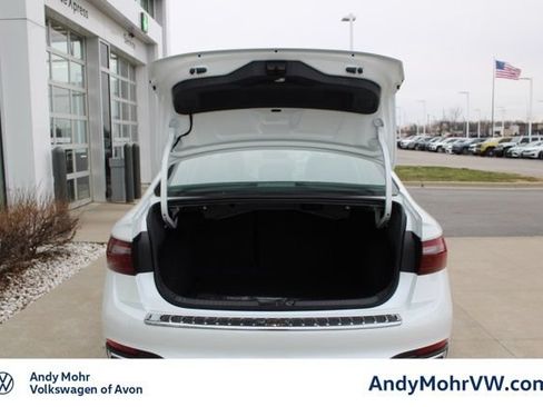 Used 2026 Volkswagen Jetta SEL FWD image 5