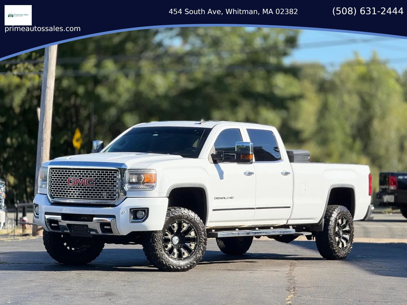 Used 2015 GMC Sierra 3500 Denali w/ Duramax Plus Package AWD/4WD image 32