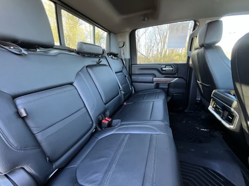 Certified 2022 GMC Sierra 3500 Denali w/ Denali Ultimate Package image 28