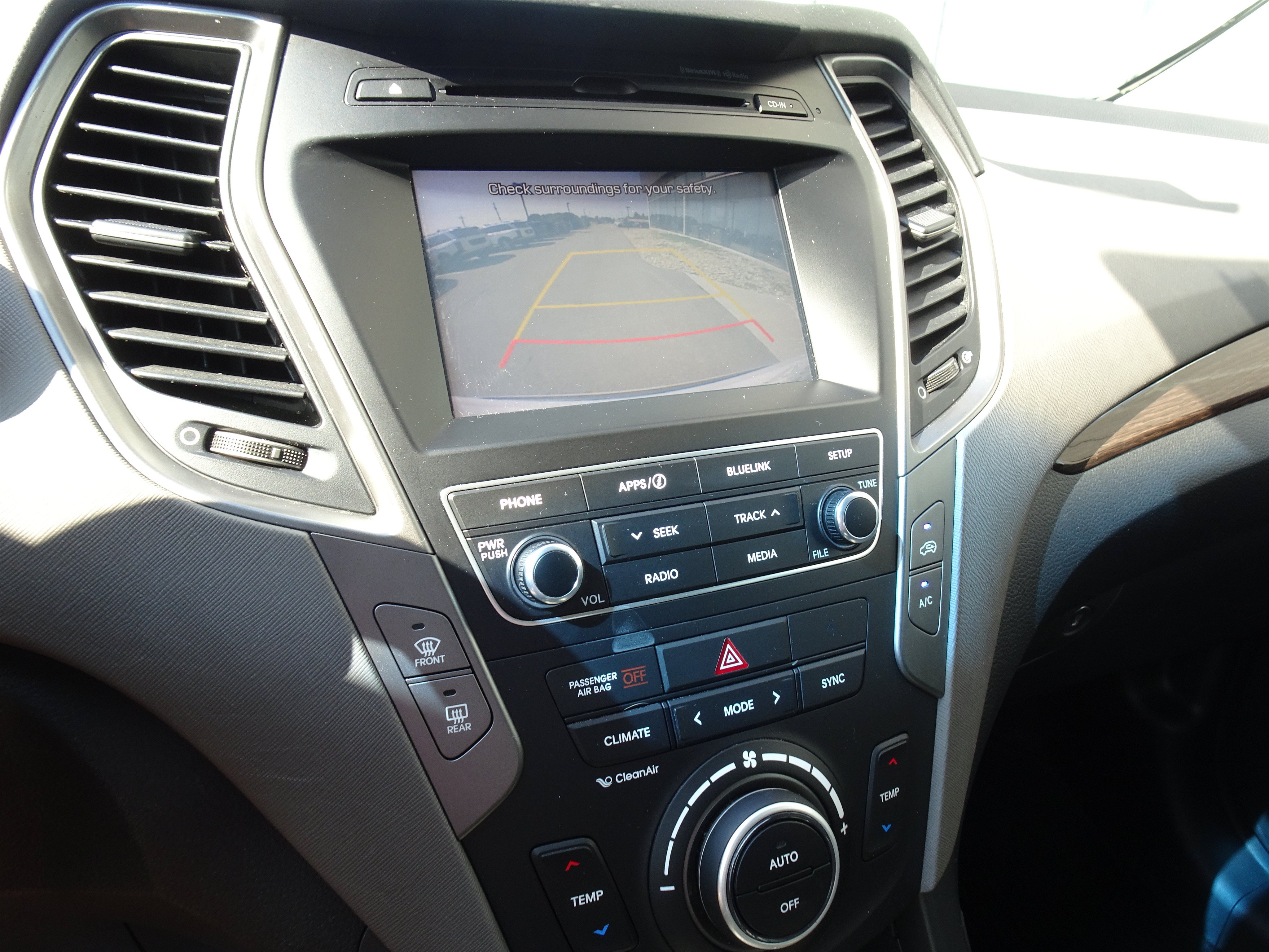 Used 2017 Hyundai Santa Fe Sport AWD/4WD image 19