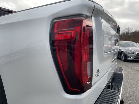 Used 2023 GMC Sierra 1500 Denali Ultimate image 15