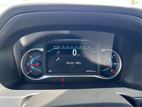 Used 2022 Honda Pilot Touring image 11