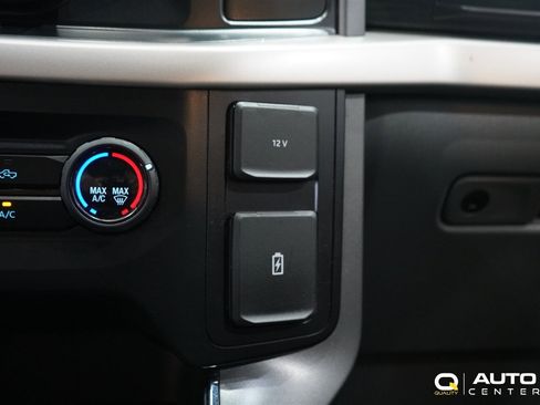 Used 2021 Ford F150 XLT image 31