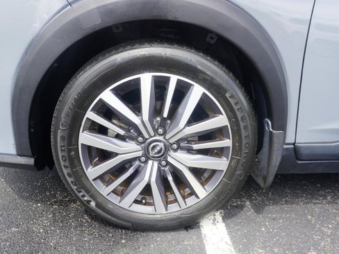 Used 2023 Nissan Kicks SV FWD image 28