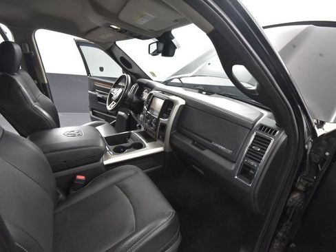 Used 2016 RAM 1500 Laramie w/ Convenience Group image 48