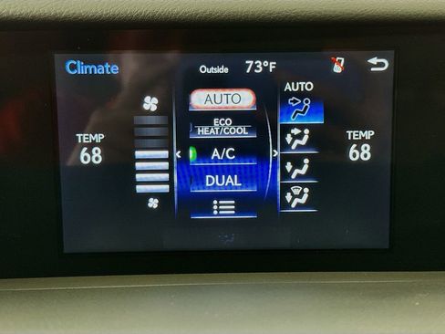 Used 2018 Lexus IS 300 w/ Premium Package RWD image 16