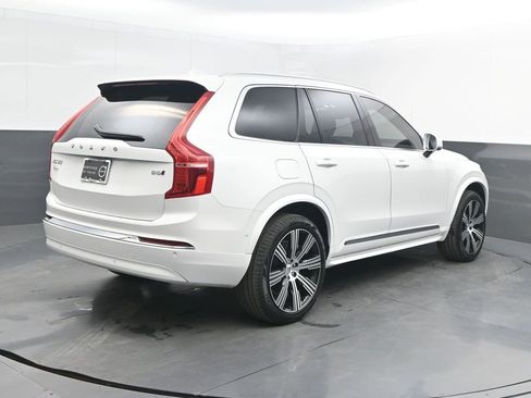 Certified 2025 Volvo XC90 B6 Ultra w/ Protection Package AWD/4WD image 6