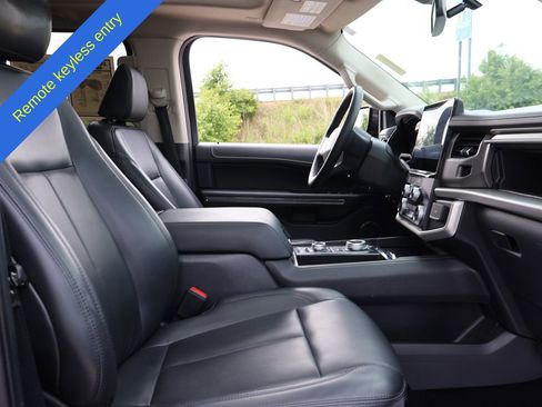 Used 2022 Ford Expedition XLT AWD/4WD image 10