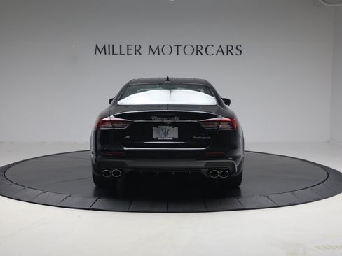 Used 2022 Maserati Quattroporte Modena Q4 AWD/4WD image 6
