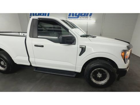 Used 2023 Ford F150 XL RWD image 2