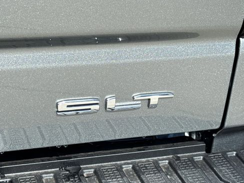 Used 2026 GMC Sierra 1500 SLT w/ SLT Premium Plus Package image 11