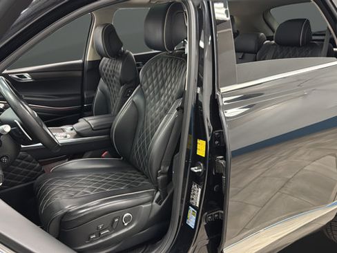 Used 2023 Genesis GV80 3.5T AWD/4WD image 9