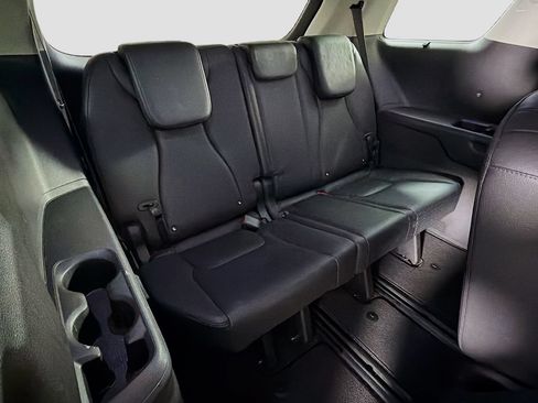 Used 2025 Kia Carnival SX Prestige FWD image 30
