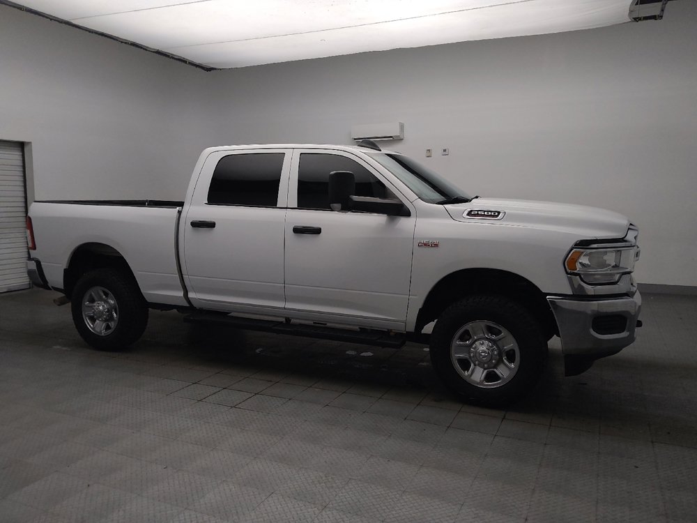 Used 2022 RAM 2500 Tradesman w/ Chrome Appearance Group AWD/4WD image 11