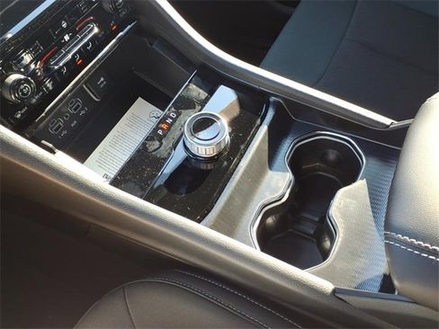 New 2025 Jeep Grand Cherokee L Laredo w/ Luxury Tech Group I image 15