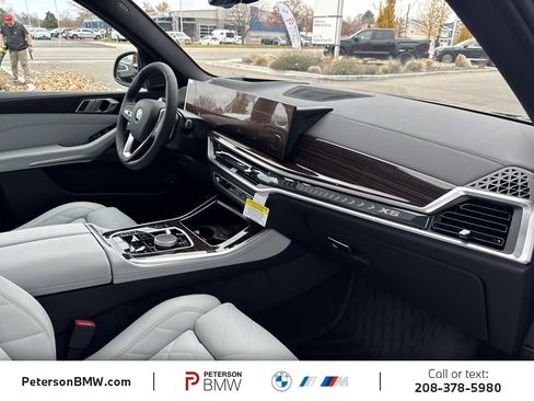 New 2026 BMW X5 xDrive50e image 18