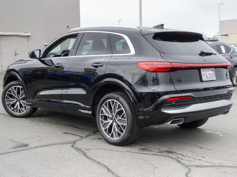 Used 2025 Audi Q5 Premium Plus w/ Premium Plus image 33