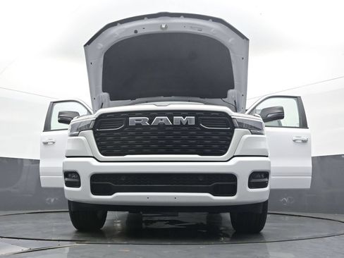 Used 2025 RAM 1500 Big Horn AWD/4WD image 64