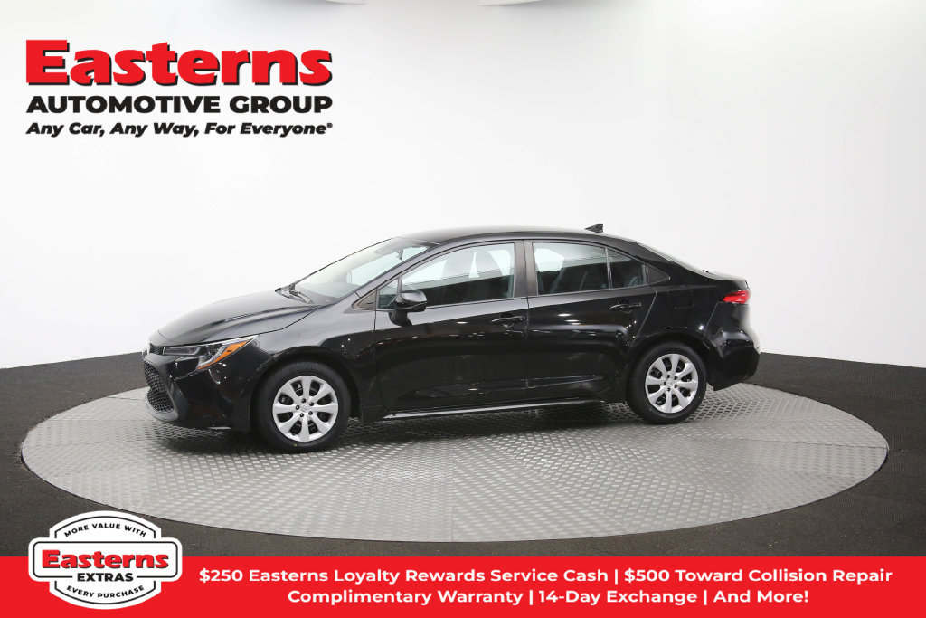 Used 2021 Toyota Corolla LE w/ Carpet Mat Package (TMS) FWD image 61