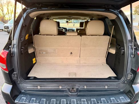 Used 2012 Toyota Sequoia Limited image 19
