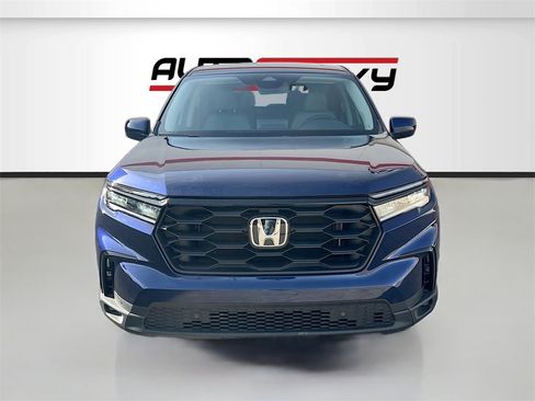 Used 2025 Honda Pilot EX-L image 2
