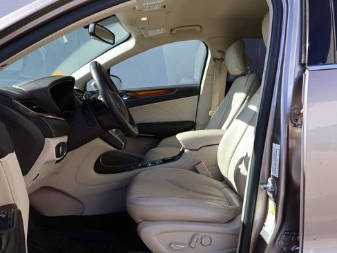 Used 2019 Lincoln MKC Select w/ Select Plus Package image 8