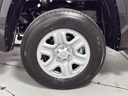 Used 2025 Toyota Tundra SR image 23