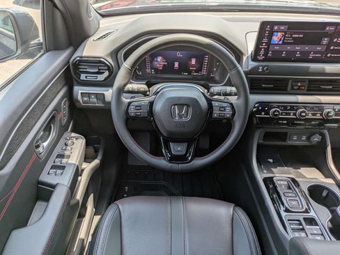New 2026 Honda Pilot Black Edition image 23