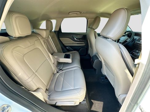 Used 2021 Lincoln Corsair FWD image 26