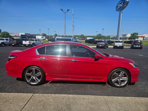 Used 2017 Honda Accord Sport Special Edition image 5
