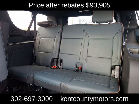 New 2026 GMC Yukon XL AT4 w/ AT4 Premium Plus Package image 9