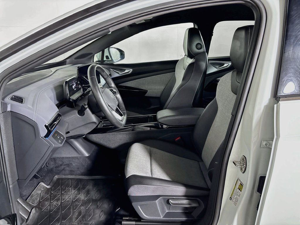 Certified 2024 Volkswagen ID.4 2WD image 12