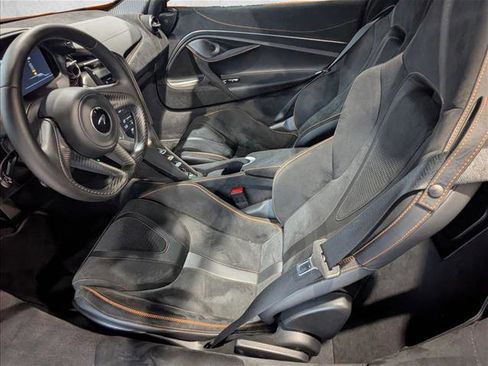Used 2025 McLaren 750S image 15