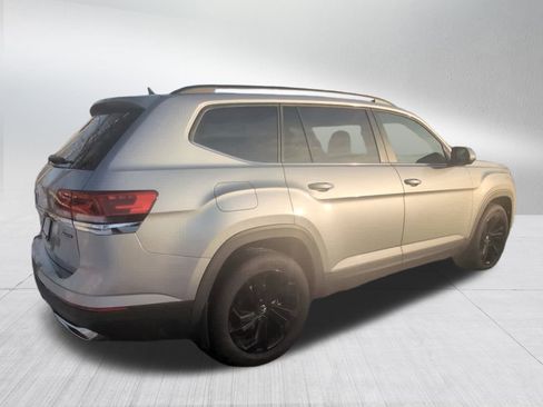 Certified 2023 Volkswagen Atlas SE w/ Panoramic Sunroof Package image 6