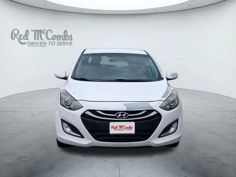 Used 2015 Hyundai Elantra GT FWD image 8