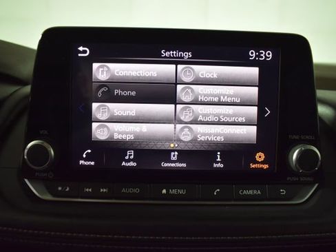 Certified 2022 Nissan Rogue SV image 20