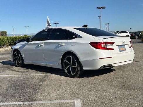 Used 2022 Honda Accord Sport image 11