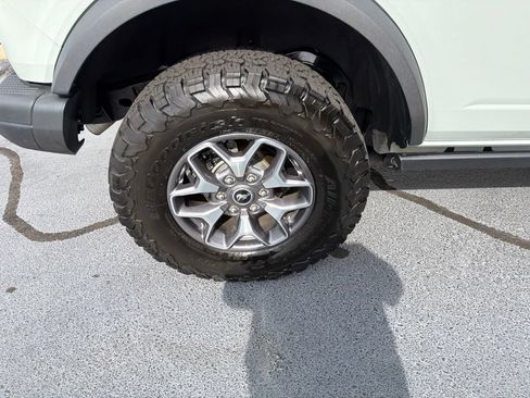 Used 2024 Ford Bronco Badlands AWD/4WD image 19