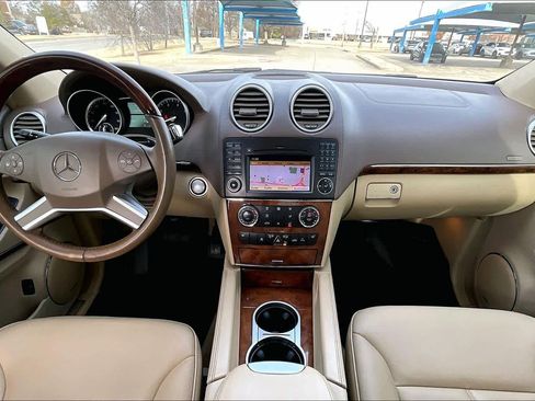 Used 2012 Mercedes-Benz GL 450 4MATIC image 15