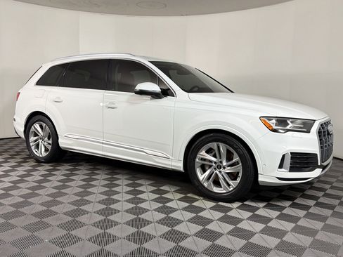 Used 2021 Audi Q7 2.0T Premium Plus w/ Premium Plus Package AWD/4WD image 5