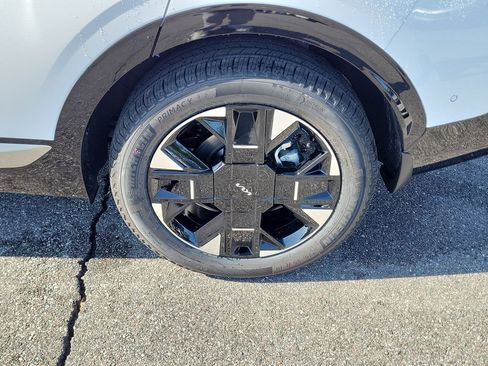 New 2026 Kia Sportage SX AWD/4WD image 40