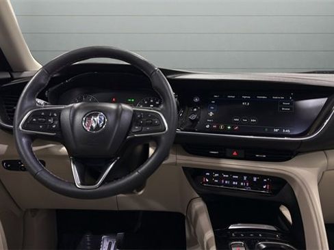 Used 2023 Buick Envision Preferred image 10