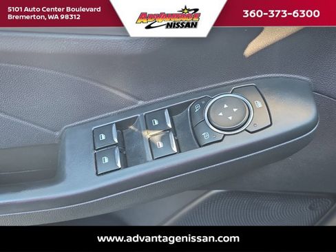 Used 2024 Ford Escape Platinum AWD/4WD image 10