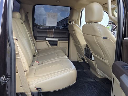 Used 2020 Ford F150 Lariat AWD/4WD image 14