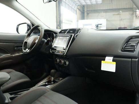 New 2026 Mitsubishi Outlander Sport SE AWD/4WD image 17