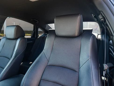 Used 2019 Honda Accord Sport image 18